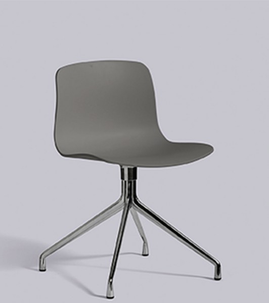 Stuhl About a Chair AAC 10 von HAY, Schale grau, Gestell Aluminium poliert