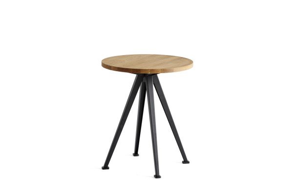 Beistelltisch Pyramid Coffee Table 51, Höhe 54 cm Tischplatte Eiche geölt Tischbeine schwarz Hay