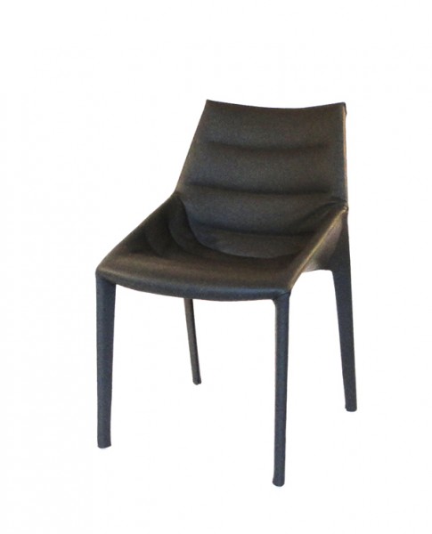 Stuhl Outline von Molteni & C Beine und Sitz mit Leder P931 bezogen