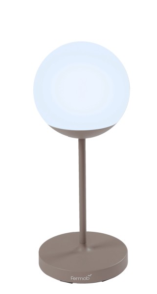 Akku-Leuchte Mooon Höhe 63 cm Farbe muskat Fermob